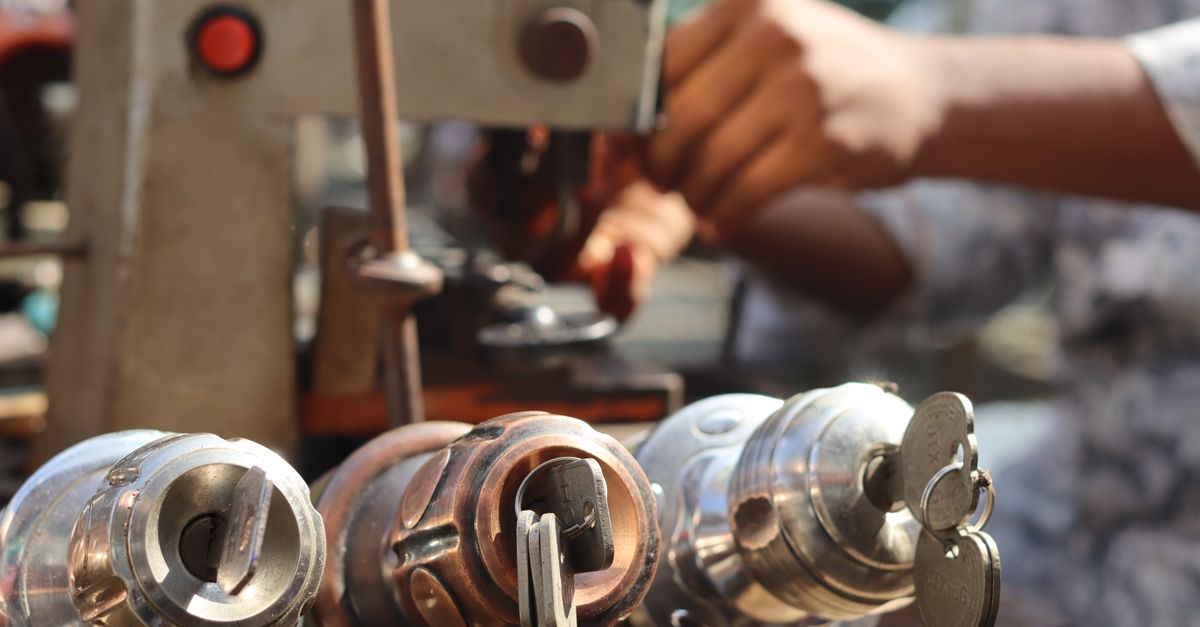 How Much Should an Emergency Locksmith Cost After Hours? — A1 Summit Locksmith