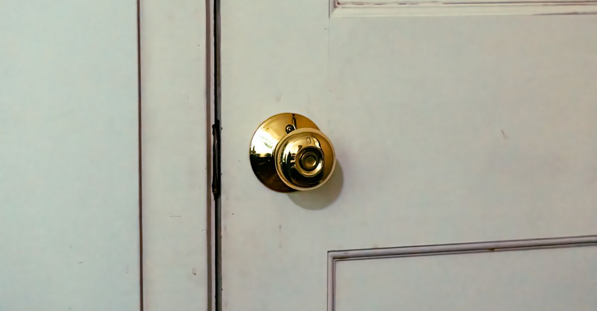 Why Door Knob Lock Replacement Is More Urgent Than It Looks — A1 Summit Locksmith